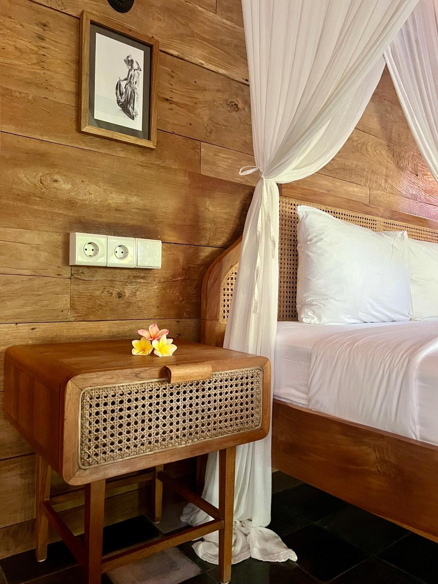 Umakayu Joglo Villa Canggu - Boutique Hotel Extérieur photo