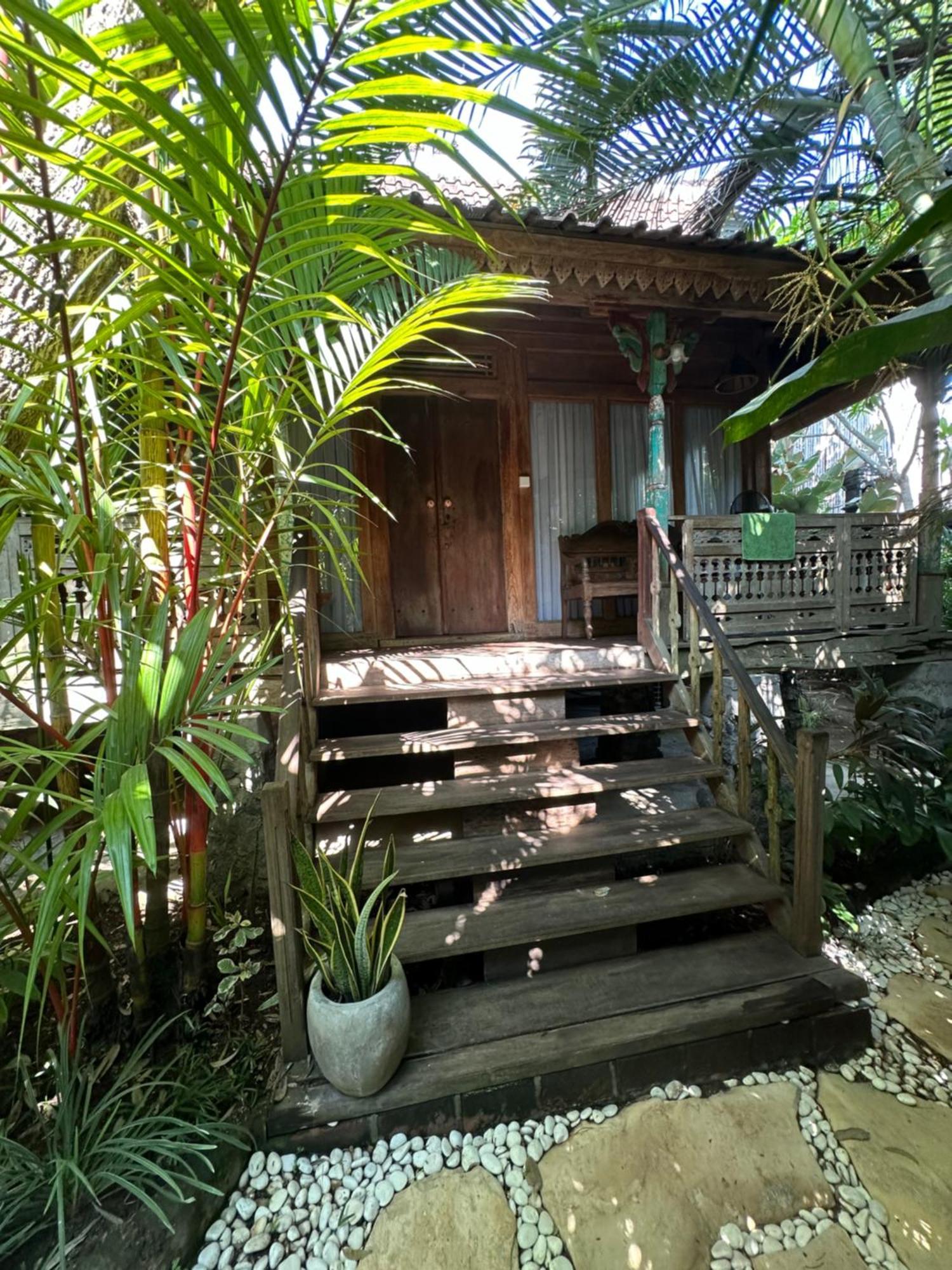 Umakayu Joglo Villa Canggu - Boutique Hotel Extérieur photo